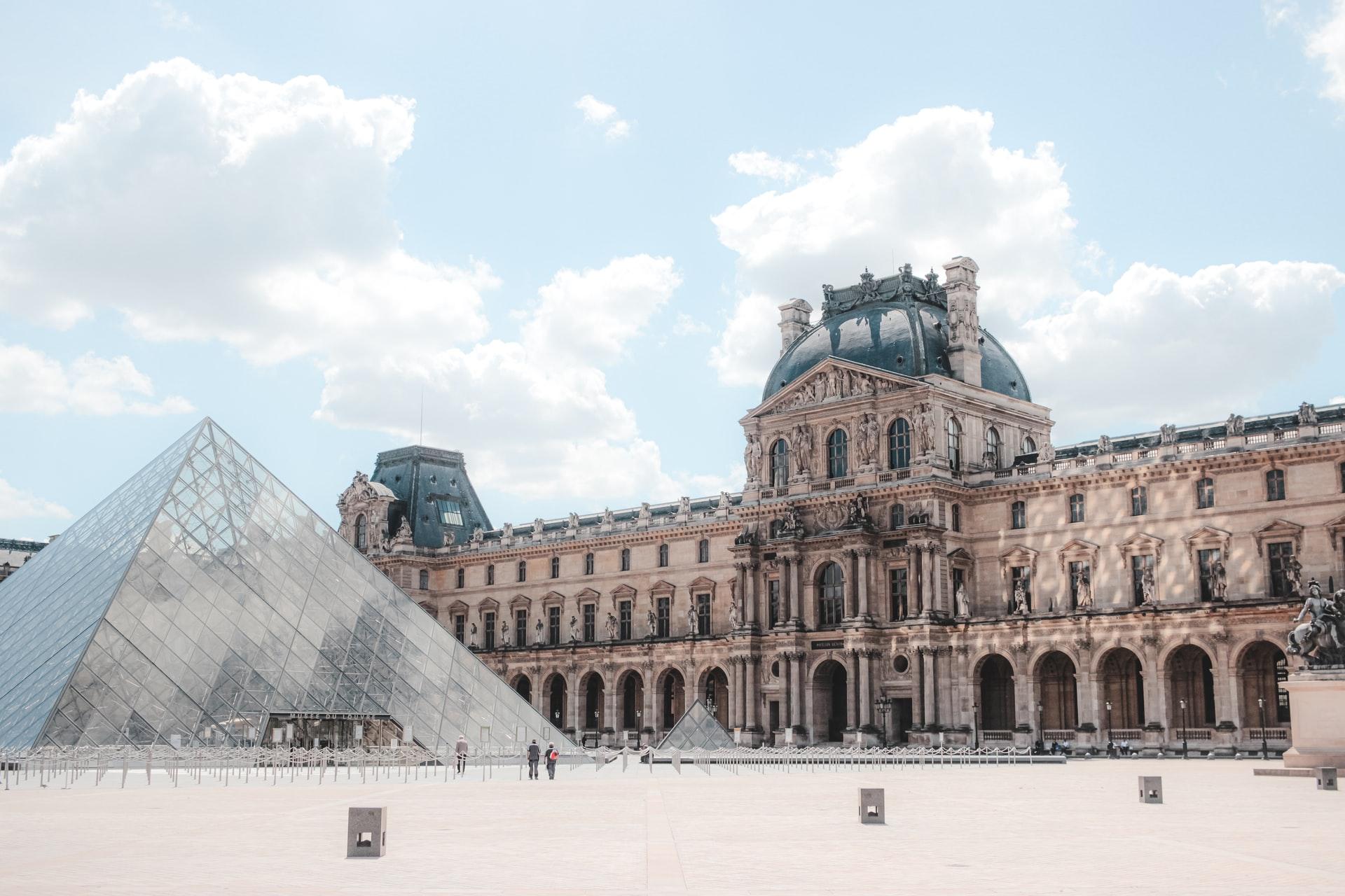 Les Patios du Marais - Musée du Louvre